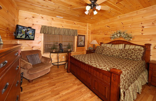 Smoky Mountain Getaway - Five Bedroom Cabin - Foto 7