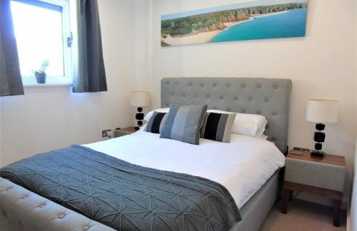 Seaview, Luxury apartment, 2 min walk to Porth Beach - Foto 19