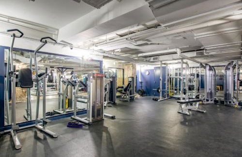 River N 1BR w Gym Pool nr L stop Beach CHI-361 - Foto 17