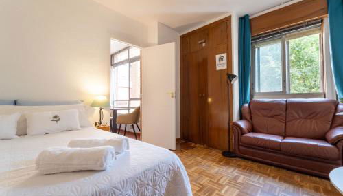 Apartamento Céntrico con solárium, WiFi y Metro cerca - Photo 2