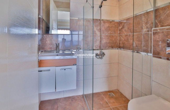 Stunning 4-bedroom Villa in Kaş With Private Pool and Breathtaking Ocean Views - Photo 10