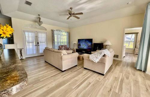 Villa with swimming pool & spa in quiet area - Foto 54