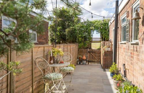 Olive Quay Cottage - Rustic elegance, big country garden Norfolk coast - Foto 22