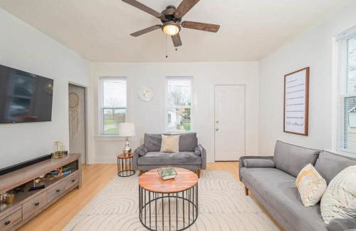 Downtown 2 Bedroom Home - Office - Foto 1