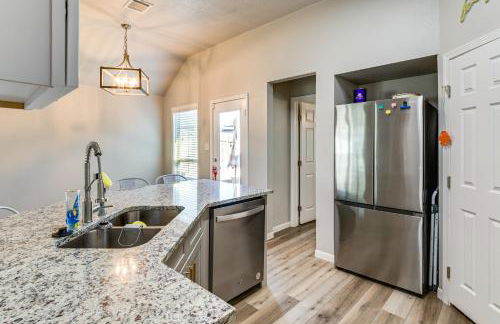 9 Mi to College Station Dog-Friendly Home with Yard - Foto 8