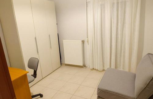 Urban Stay Pylaia - Photo 9