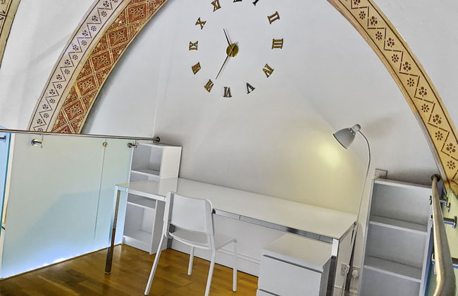 Rare 1-bed Church Converted Apartment in London - Foto 12