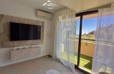 Studio de LUXE Portes de Monaco - Vue MER - Piscine - Wifi - Foto 66