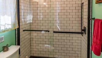 Private Renovated Apt w WasherDryer near dwntwn - Foto 5