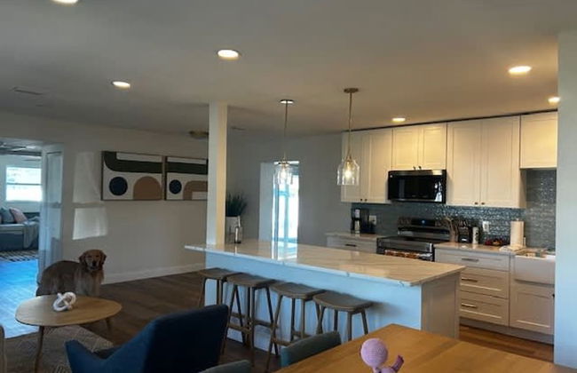 NEW Stunning Home-close to Beaches-pet Friendly - Foto 7