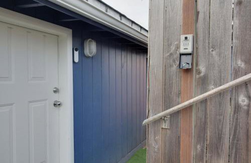 Walk to Mingus Park Quaint Escape with Private Yard - Foto 21