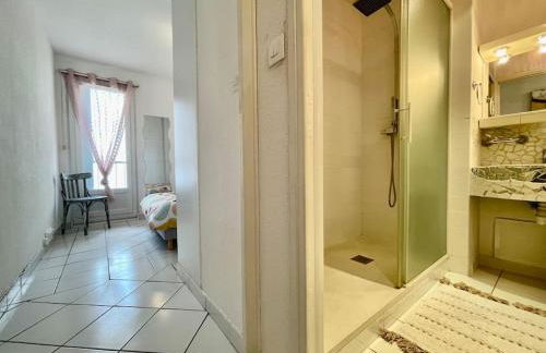 Duplex 70m2 - Vue Cité Mediévale - Parking gratuit - Foto 17