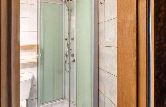 Vacation Home With BBQ Near Hotton - Photo 53