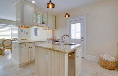 Steps to Boardwalk Group Getaway in Ventnor City - Foto 13