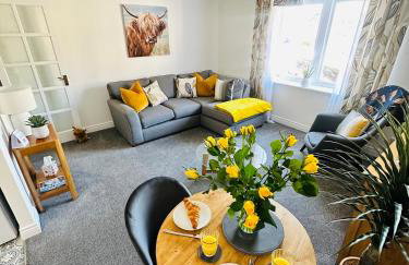 Kilmartin Court Apartments - No3 By The Sea & No2 With A View - free parking - Foto 28