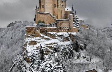 La Triqueta Casa Rural con Piscina y Barbacoa, ideal para familias y grupos - Foto 32