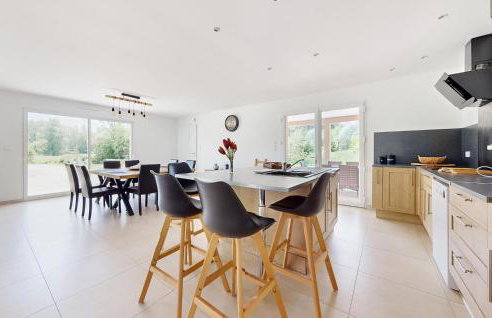 4 Bedroom Gorgeous Home In Bezinghem - Foto 7