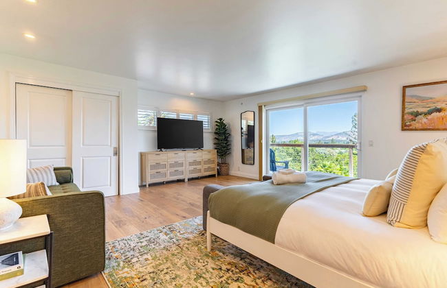 Modern Sonoma Stay w/ Spacious Deck, Views & Prime Location Bennett - Foto 25