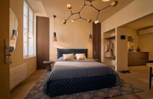 Suite atypique - Jacuzzi spa privé, en centre ville de Cognac - Foto 4