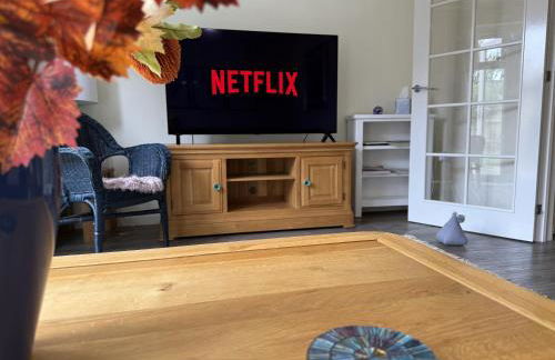 Spacious 3 Bed House in Horsham - Foto 10