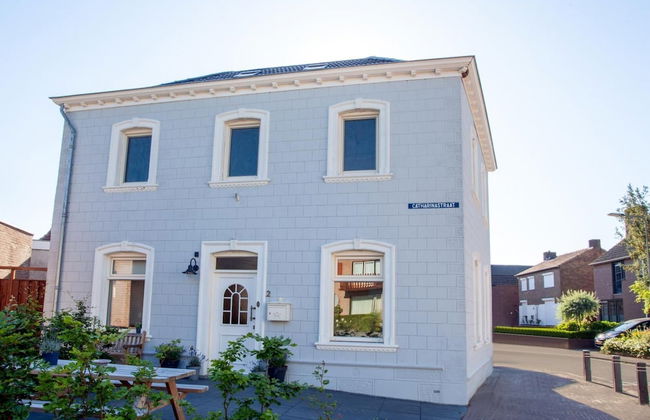 Charming Villa Near Maastricht and Hillside - Foto 49