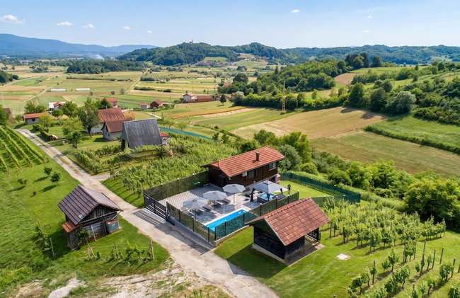 Holiday House Dora - Nice home with nice forest view and Outdoor swimming pool, Whirlpool-Jacuzzi, Sauna, 2 bedrooms and WiFi - Foto 64