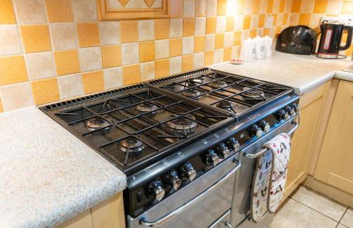 Spacious 3 Bedroom Retreat for up to 6 - Foto 32