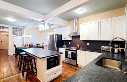 1860 House In the Heart of Downtown - Foto 12