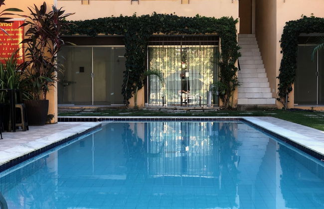 Apartamento com Piscina a Beira Mar - Foto 1