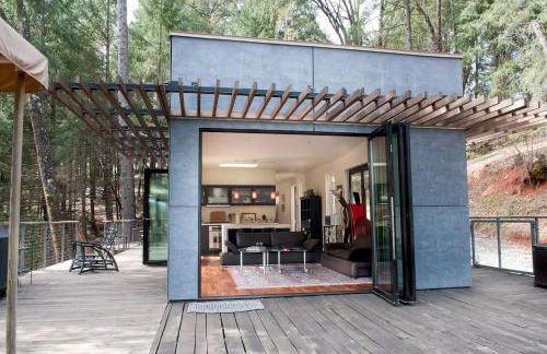 Stunning and Secluded Lakeside Getaway in the Grass Valley of California - Foto 10