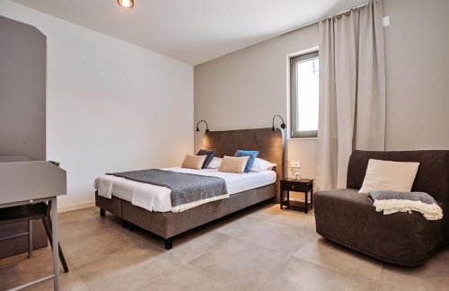 SOL luxury residence near the beach with shared heated pool - Foto 29