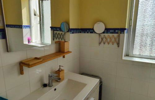 Casa a pie de playa, con patio. Zona Miramar. - Foto 27