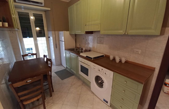 Studio Near Alessandrino Metro C - Foto 6