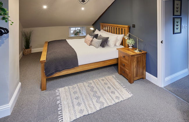 Host Stay The Green Door - Photo 16