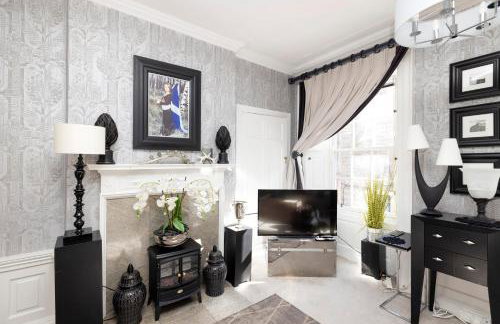 Elegant Flat Near Princes Street - Perfect Location, 24-7 Customer Support - Foto 8