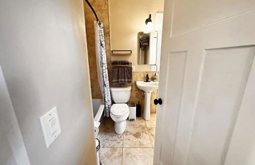 Bright Spacious Cottage in the Heart of Jacksonville - Foto 11