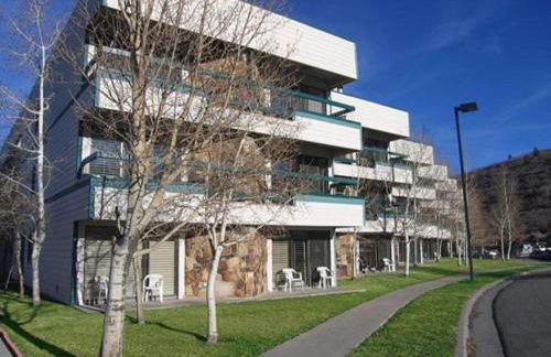 GetAways at Park Regency Resort - Photo 2