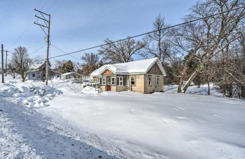 Family Home - Walk to Town and Balsam Lake! - Foto 37