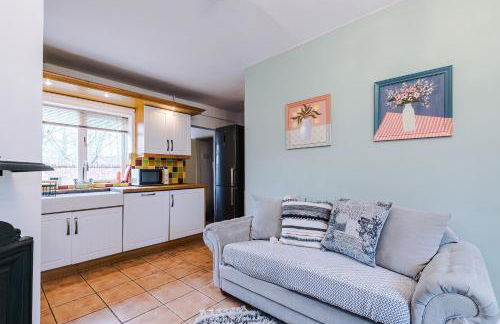 Stylish 4 Bedroom Home in Port Sunlight with 7 Beds Perfect for Business Bookings and Groups - Foto 74