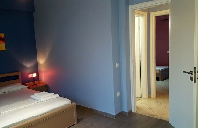 Oasis Exclusive - Photo 35