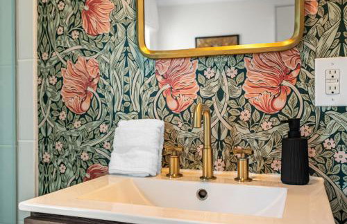 3BD plus 1BD Tiny Home - Outdoor Movie & Yard Fun - Foto 66