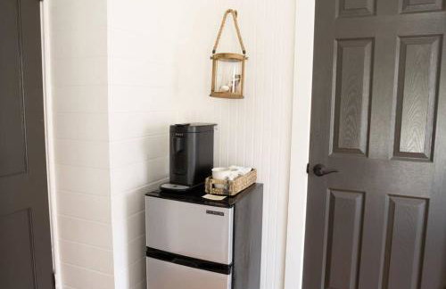 Historic Coastal Suite Steps to the Water - Suite One - Foto 6