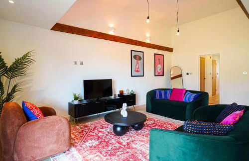 Moonlight Lodge - 4 bedroom Barn with Hot Tub! - Foto 70