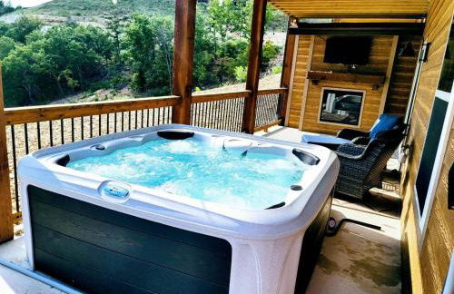 High Cliff Cabin + Private Hot tub at Table Rock Lake - Foto 65