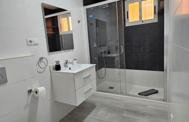 FANTÁSTICO DÚPLEX CON VISTAS IMPRESIONANTES AL MAR - Photo 26