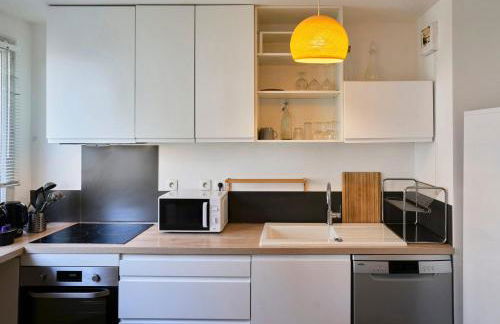 Apartment balconyparking space near train station - Foto 19