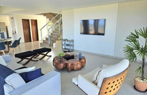 Piscina aquecida, 5 suítes e pé na areia com vista espetacular!! - Photo 45