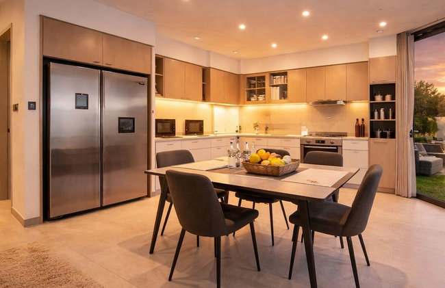 Elegant Stay in Ranches Villa - Photo 27