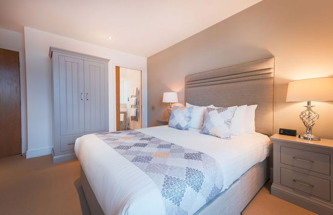 Highland Apartments By Mansley - Photo 33