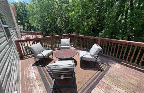 Springhurst Serenity Fresh 4BR Getaway - Foto 30